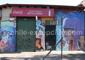 45-1 Le graffiti est basé sur les mots tandis que l'art de rue sur l'image.