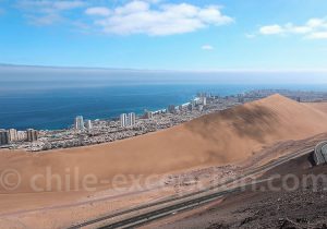 Iquique, désert d'Atacama, Nord du Chili Iquique, désert d'Atacama, Nord du Chili