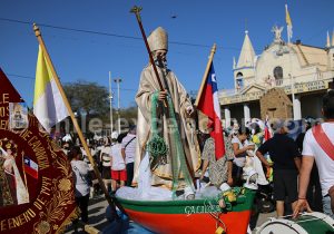 Gratitudes et doléances à la Vierge de La Tirana
