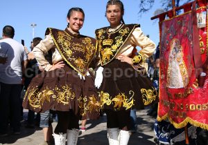 Danseuses costumées, folklore du Chili