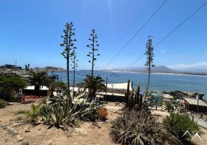 Vue sur la plage de Pichidangui