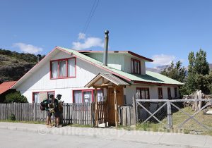 24-16.30.43-16.31.14 Village de Patagonie australe du Chili, Cerro Castillo