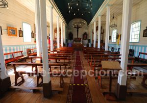 Intérieur de l'église de Cochamo
