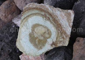 Pierres etxraites des minerais