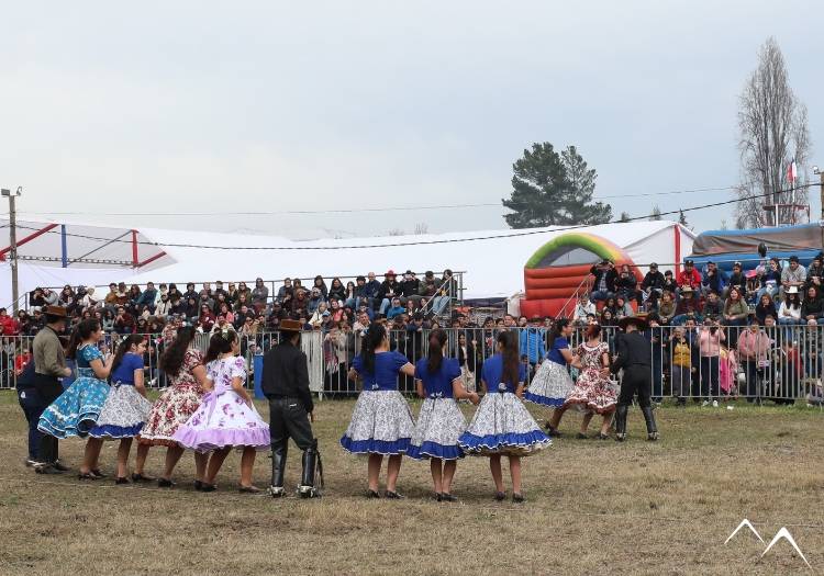 concours de danse à las fiestas patrias