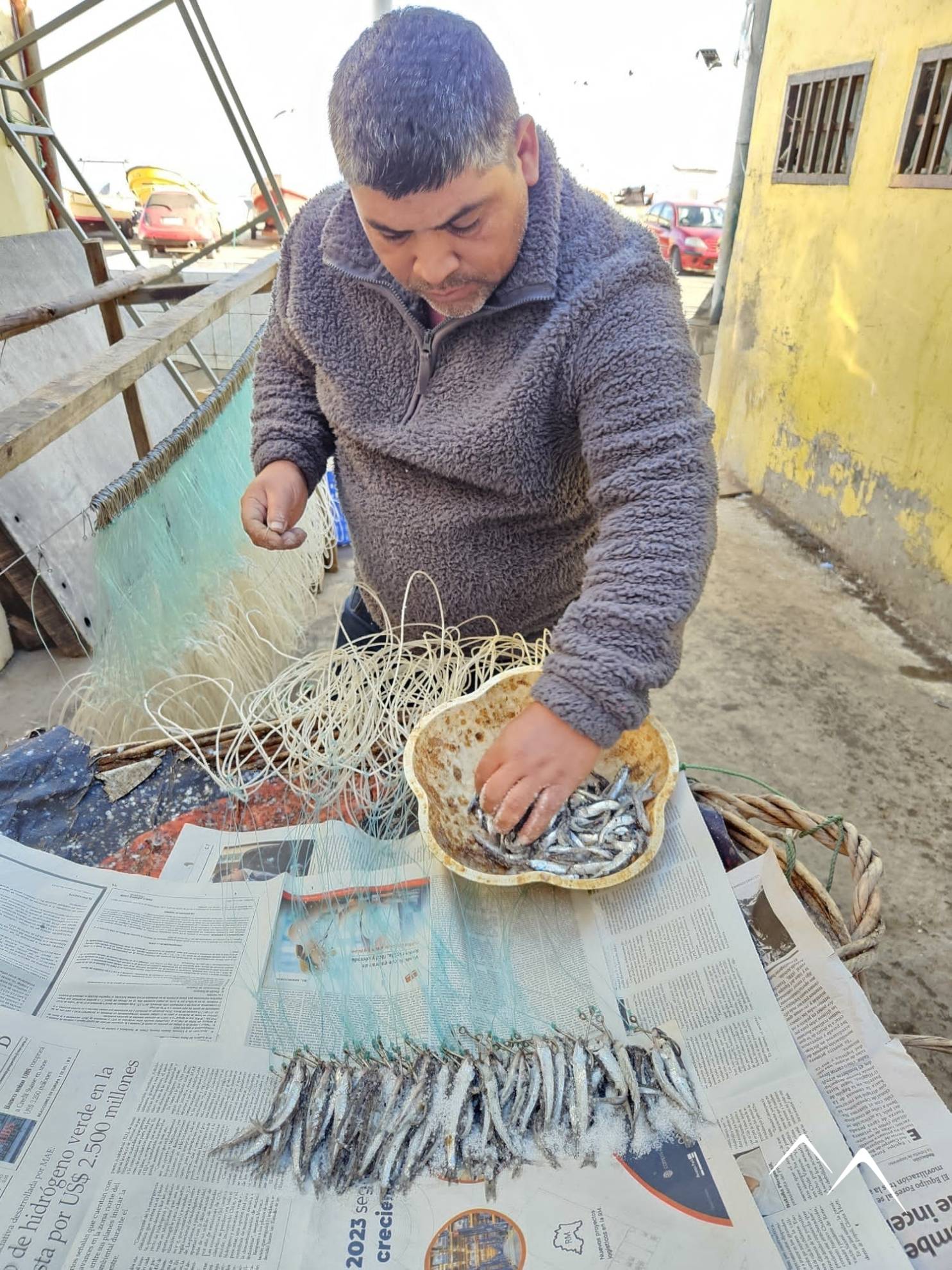 Un pêcheur de Valparaíso au Chili